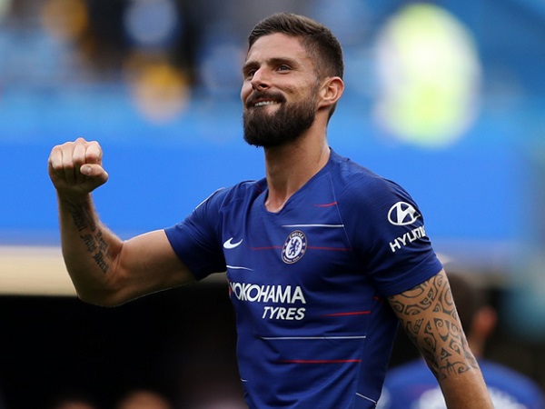 Tin Chelsea 2/4: Giroud phản pháo Benzema sau chia sẻ đầy khiêu khích 