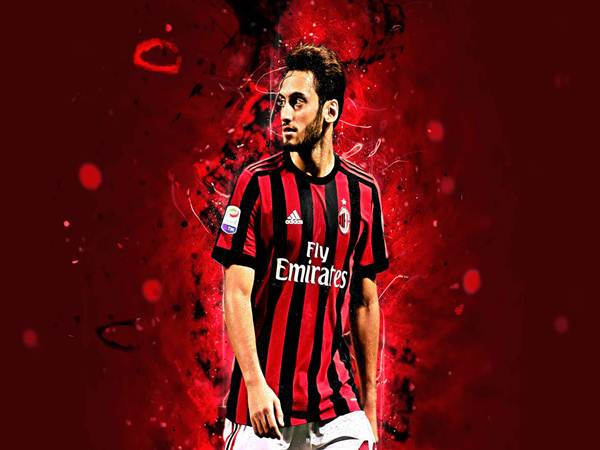 Tiểu sử Hakan Calhanoglu - Cầu thủ câu lạc bộ AC Milan