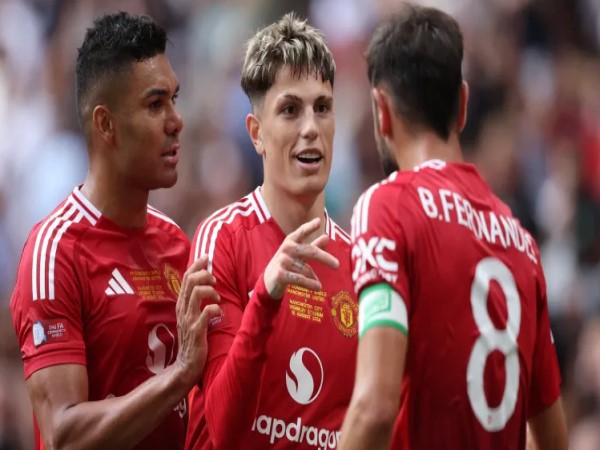 Cục diện cuộc đua vô địch theo góc nhìn Joe Cole