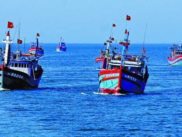 Nằm mơ thấy đi thuyền trên biển là điềm gì chọn số mấy?